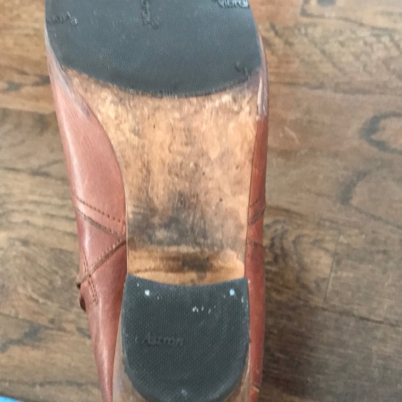 Isabel Marant Bootie! Preloved. Size 39 - Picture 6 of 6